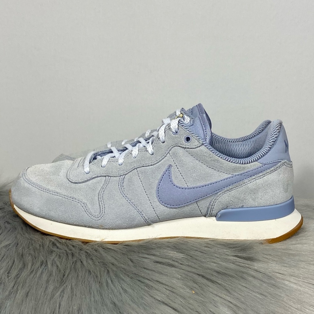 Nike Internationalist Women Glacier Grey Sky Blue Running Shoes